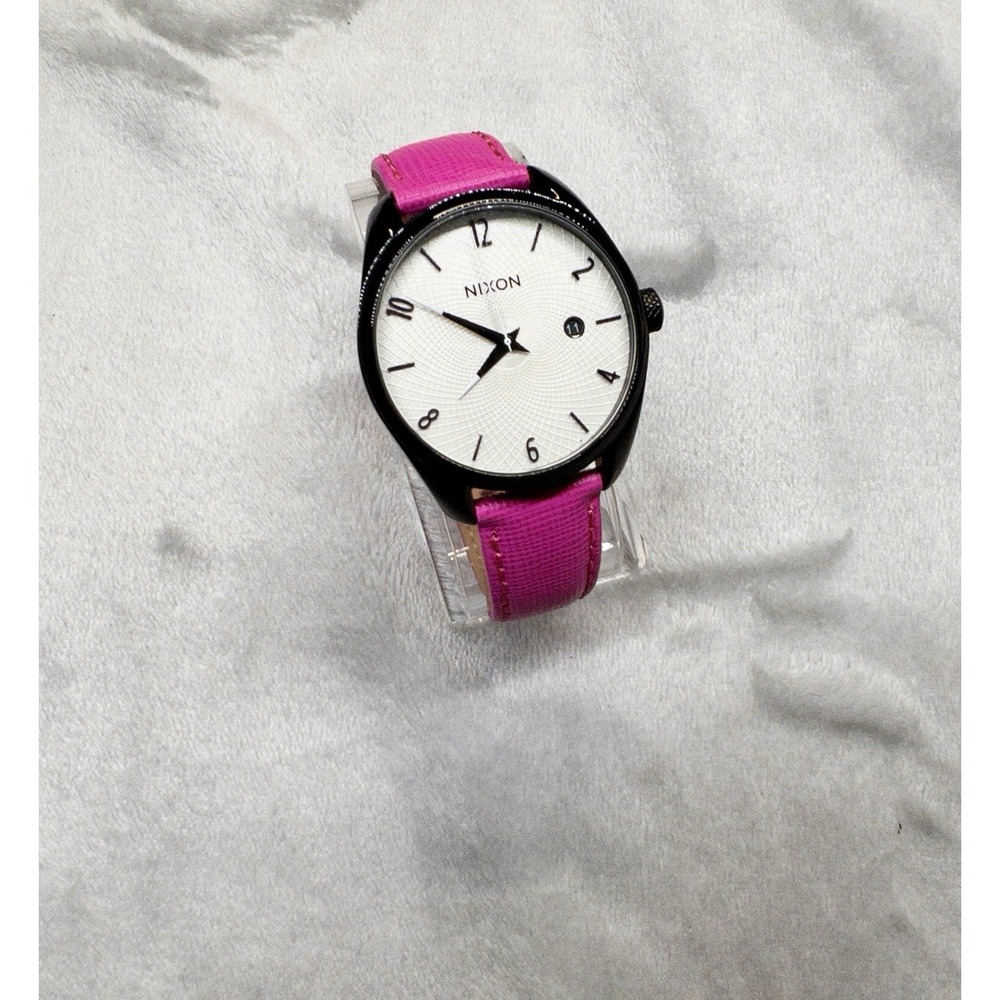 Nixon The Bullet Pink Leather Set Your Sights Womens 38mm Casual Preppy Watch